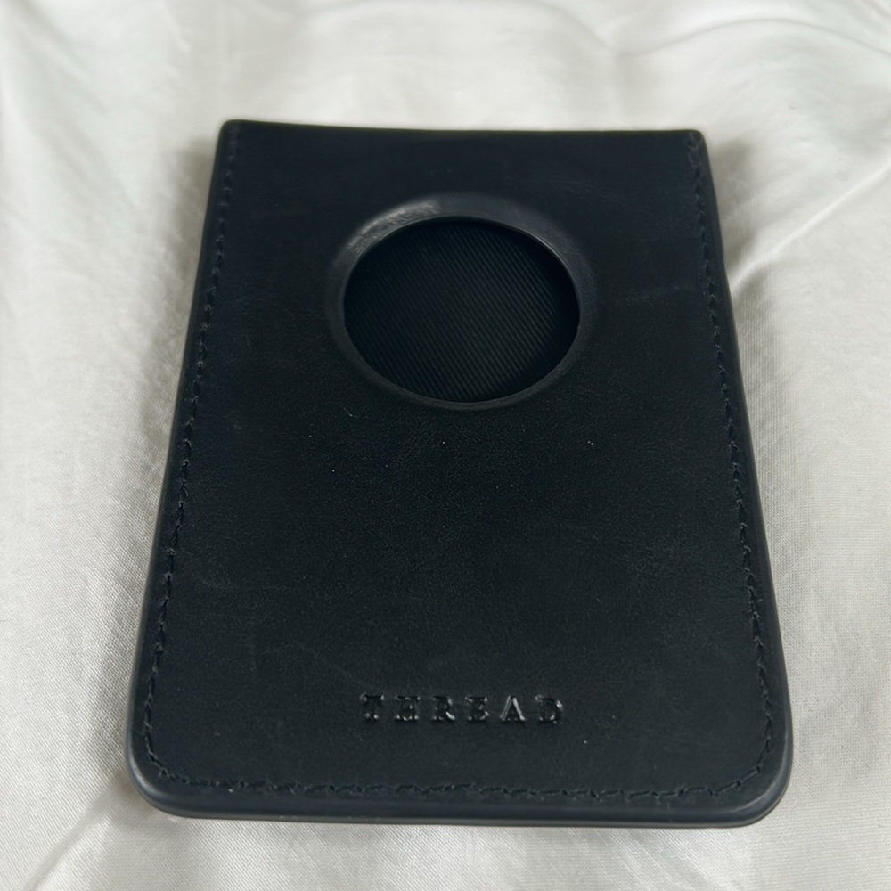Thread Wallets Magnetic Wallet - Picture 4 of 5